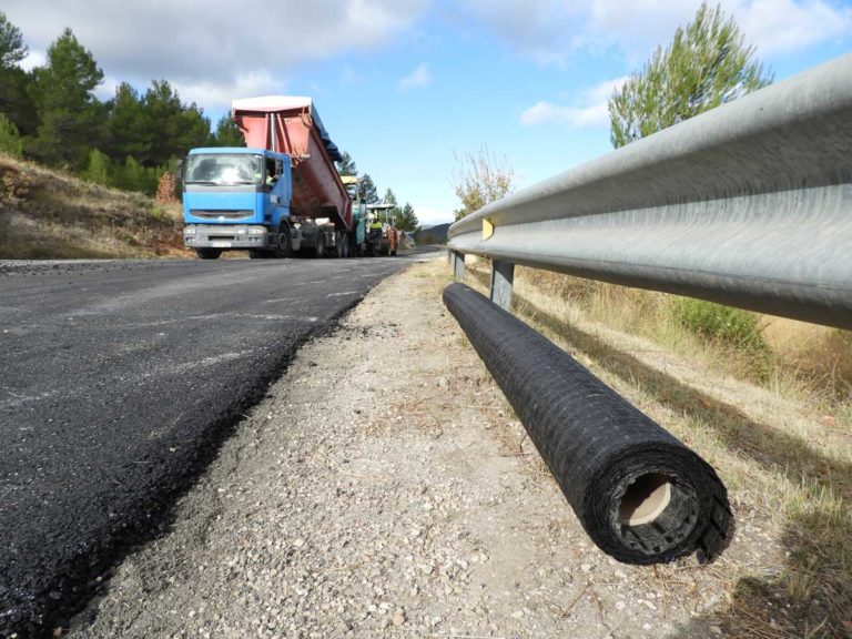 Las geomallas en la construcción de carreteras